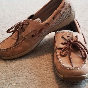 Eastland Size 9 Boat Shoes